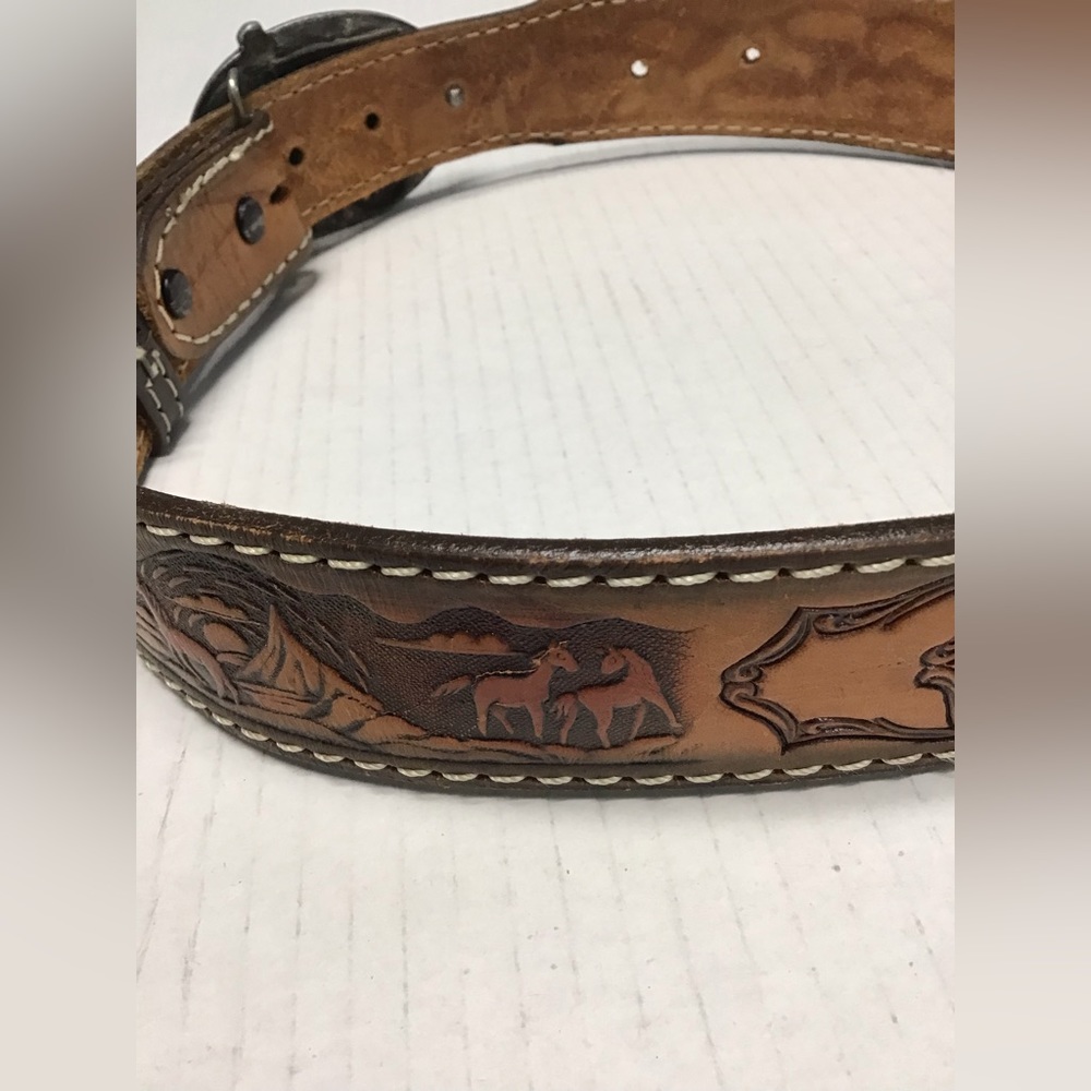 Vintage Siskiyou Belt Buckle With Western Cowhide Belt - Picture 6 of 11